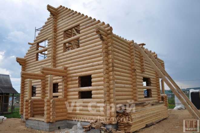 Порядок и этапы строительства дома из бревен